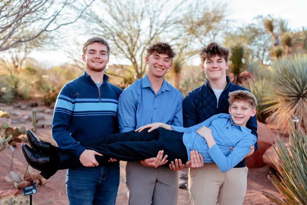 Family Photographer (Maren) @ Red Hills Desert Garden