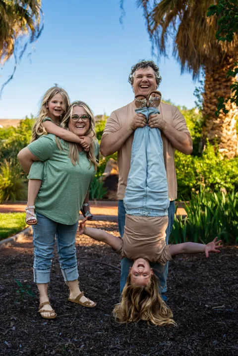 Outdoor Portraits (Chelsi Jo) @ The Garden at Tonaquint