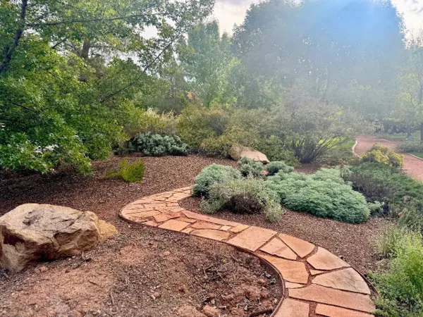 Photo session at The Garden at Tonaquint