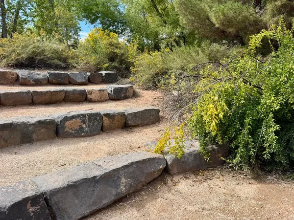 Photo session at Tonaquint Nature Center