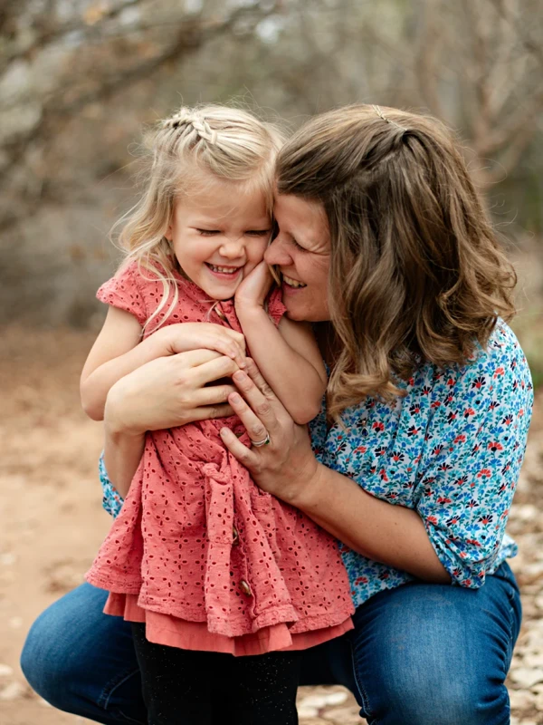 Family photo session at Tonaquint Nature Center