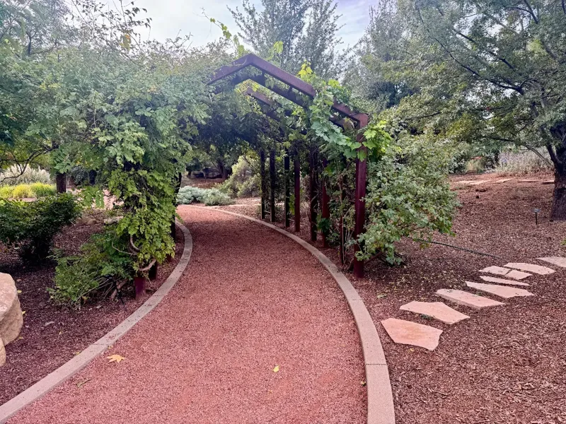 Photo session at The Garden at Tonaquint